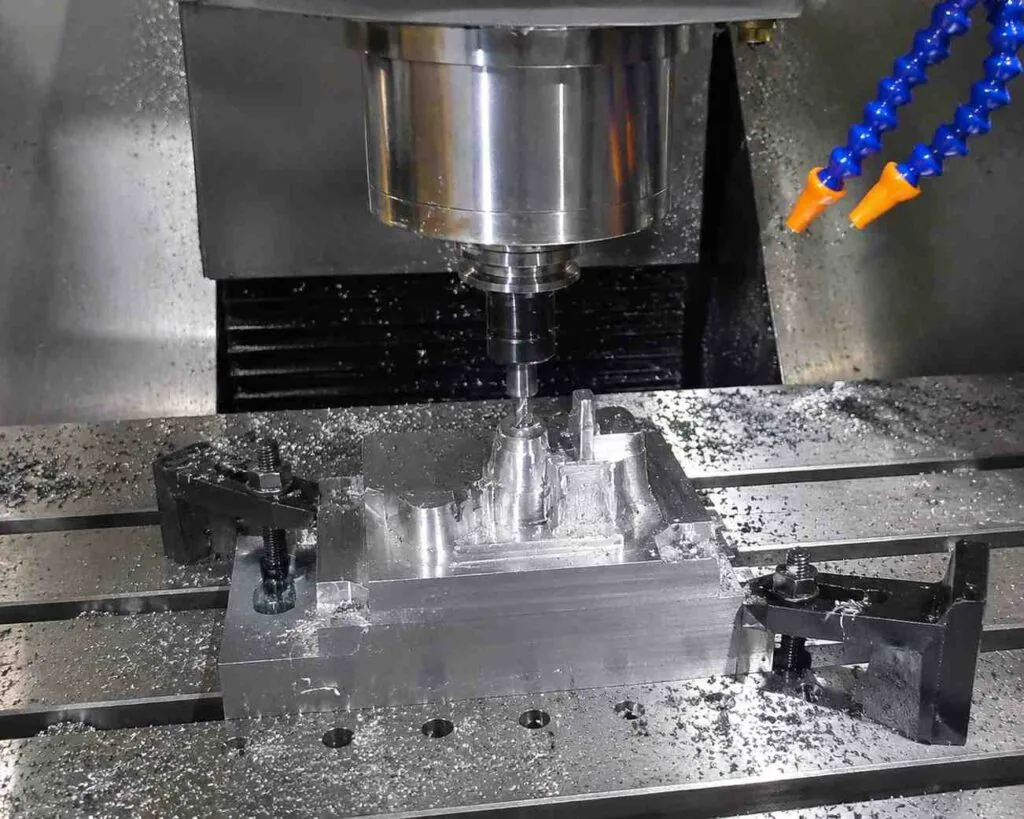 Solid carbide end mill cutting a pocket in aluminium